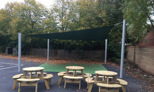 CAN-105 – Square Shade Sail with Steel Posts