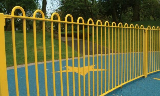 PF-001 – Bow Top Fencing 1m