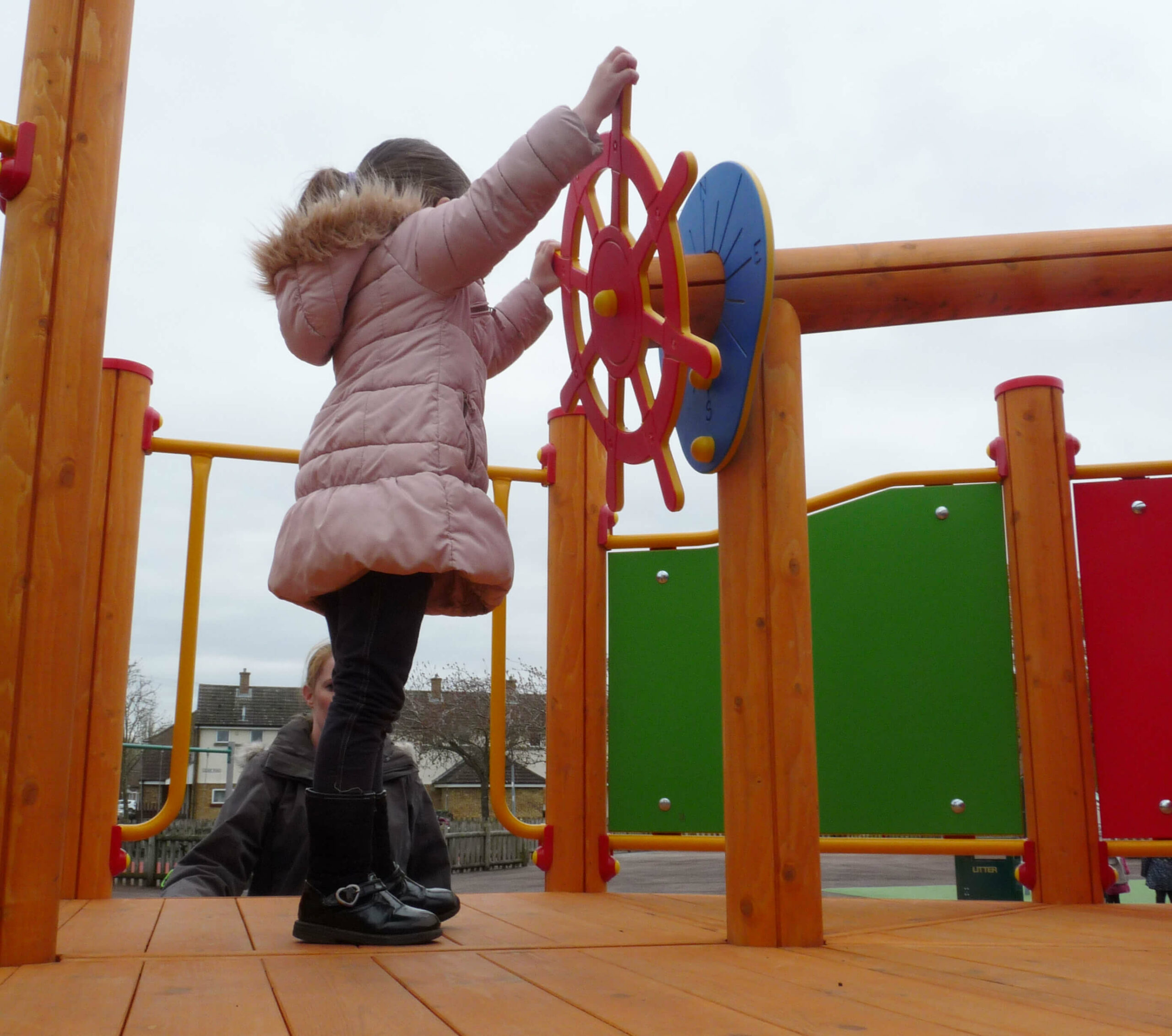 Sail away with play – why choose a playground boat