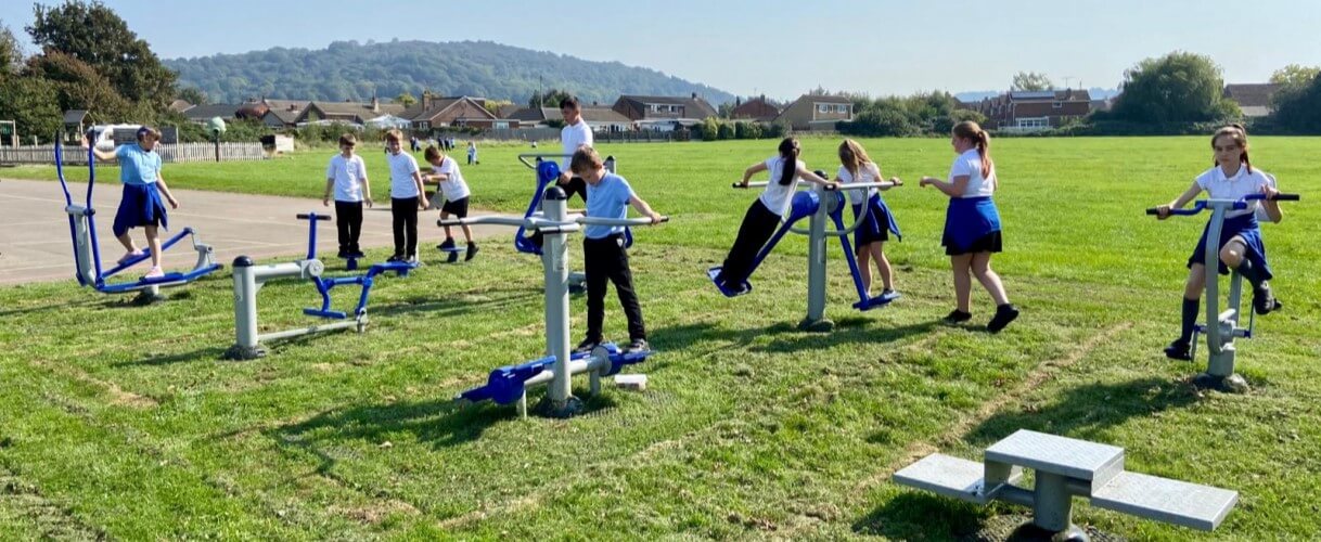 The Buyers Guide to School Outdoor Gym Equipment